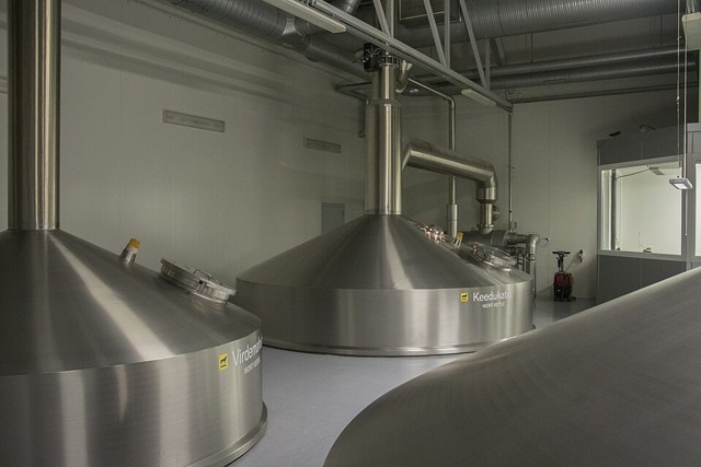 Distilleries & Breweries